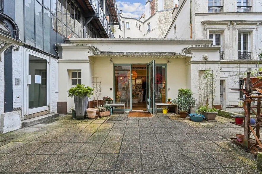 16 Rue De La Grande Chaumière, Paris à vendre - Photo de l’immeuble – Image 3 sur 9
