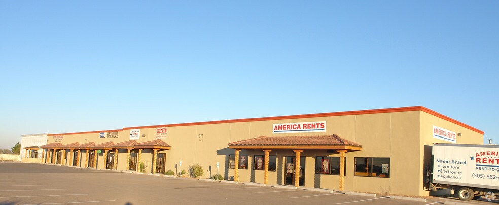 1275 Anthony Dr, Anthony, NM à louer - Photo de l’immeuble – Image 2 sur 8