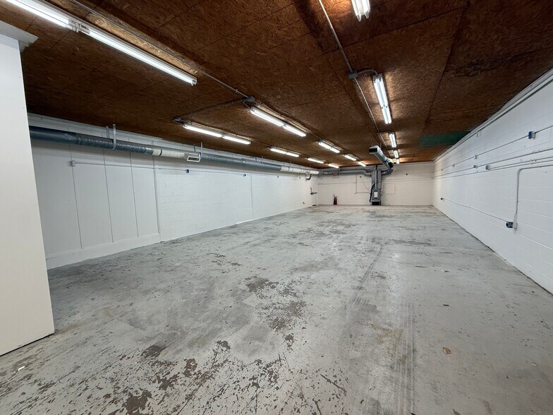 713 Acme St, Denton, TX à louer - Photo de l’immeuble – Image 3 sur 3