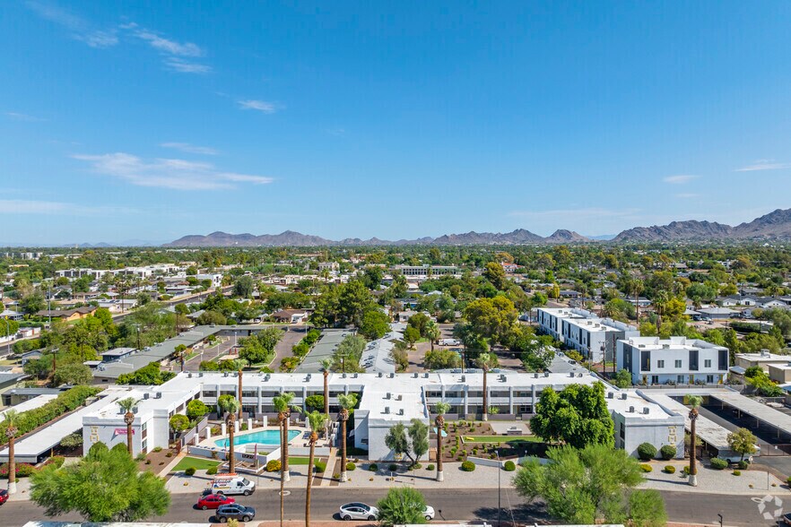 1220 E Medlock Dr, Phoenix, AZ à vendre - Aérien – Image 2 sur 11