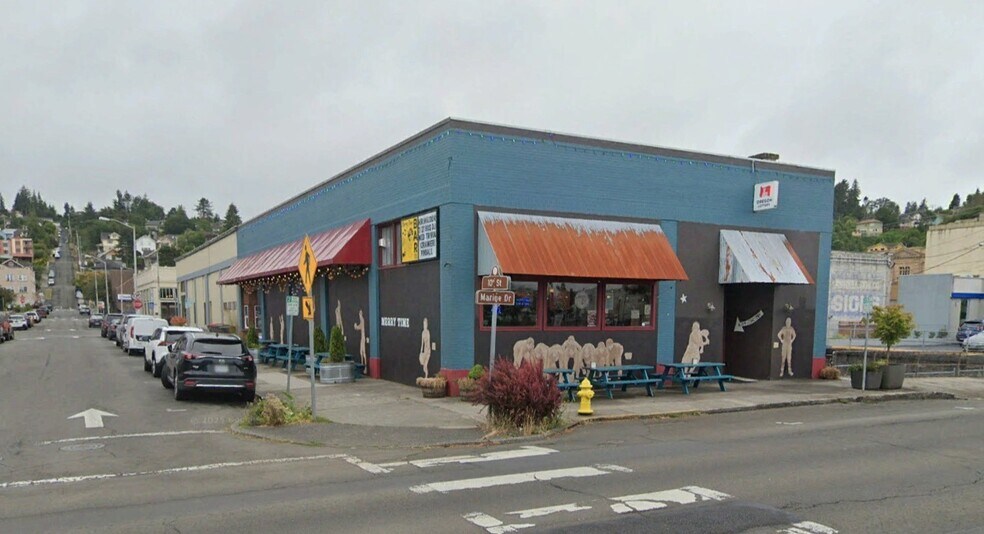 995 Marine Dr, Astoria, OR à vendre - Photo de l’immeuble – Image 1 sur 10