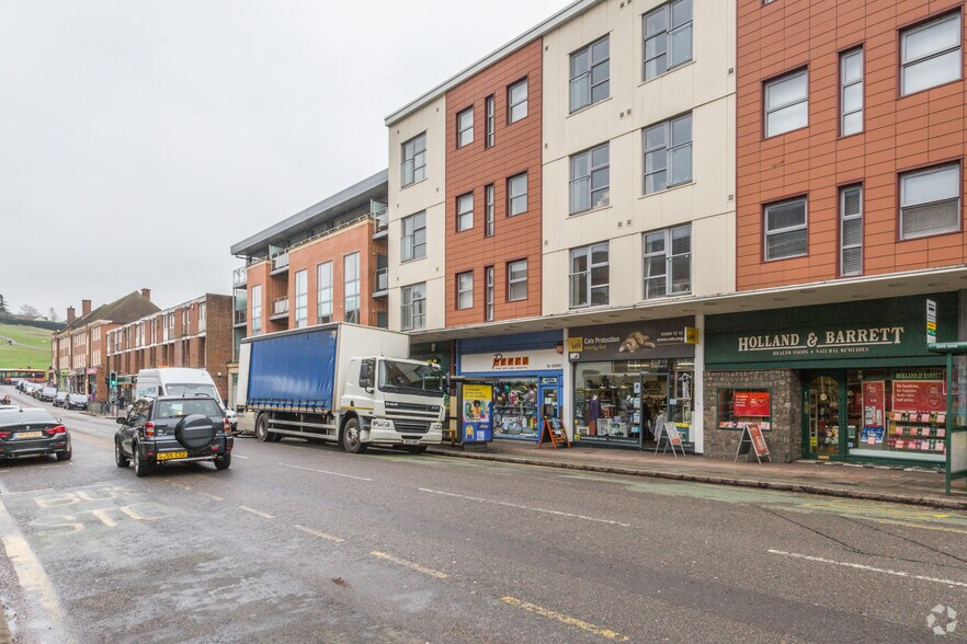 91-95 Hermitage Rd, Hitchin à louer - Photo de l’immeuble – Image 1 sur 1