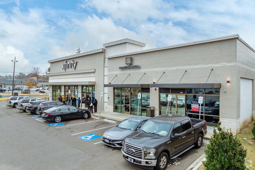 2847 Poplar Ave, Memphis, TN à vendre - Photo de l’immeuble – Image 3 sur 31