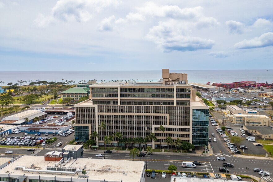 677 Ala Moana Blvd, Honolulu, HI à louer - Aérien – Image 2 sur 7