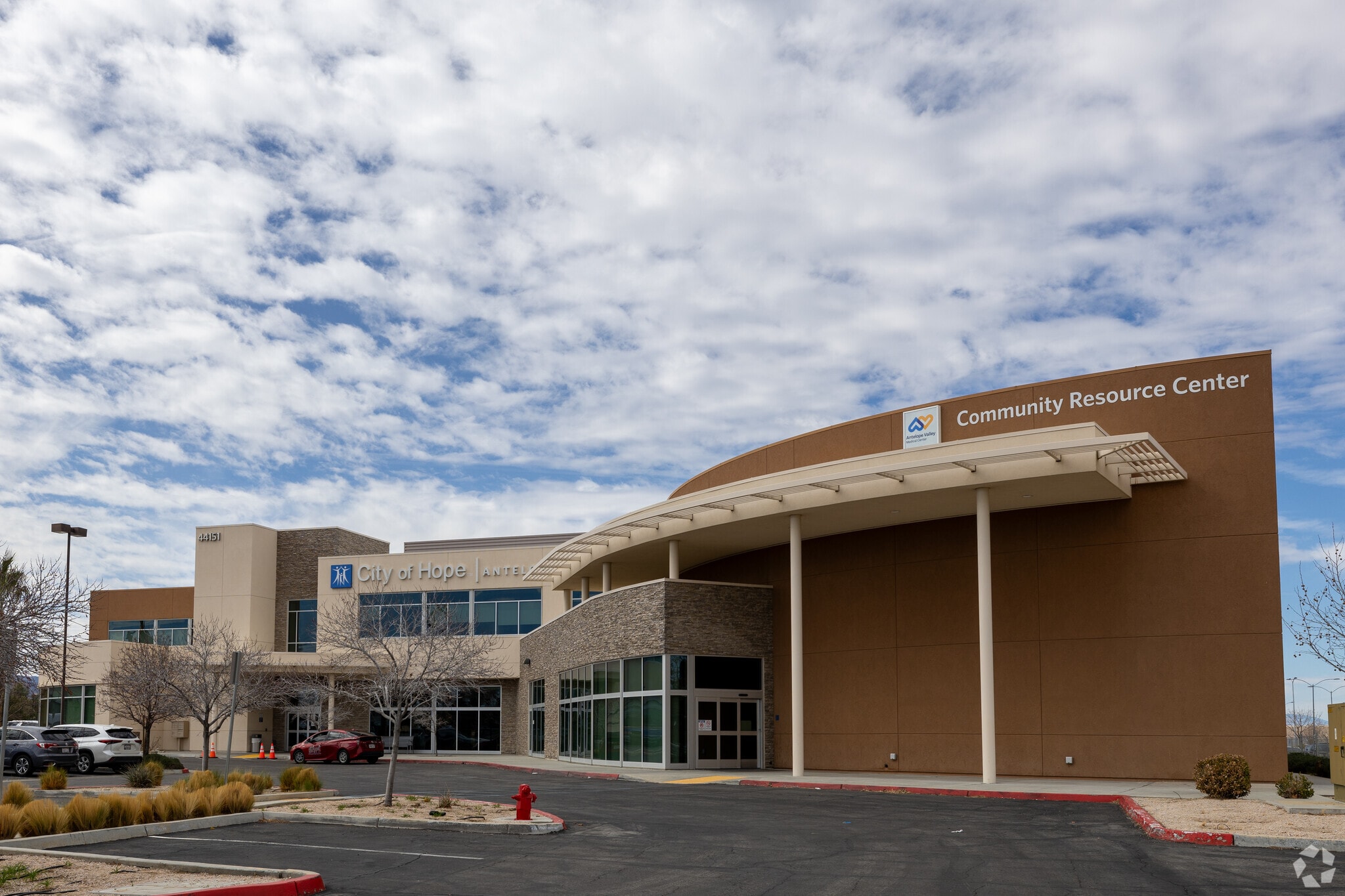 44151 15th St W, Lancaster, CA à vendre Photo principale– Image 1 sur 11