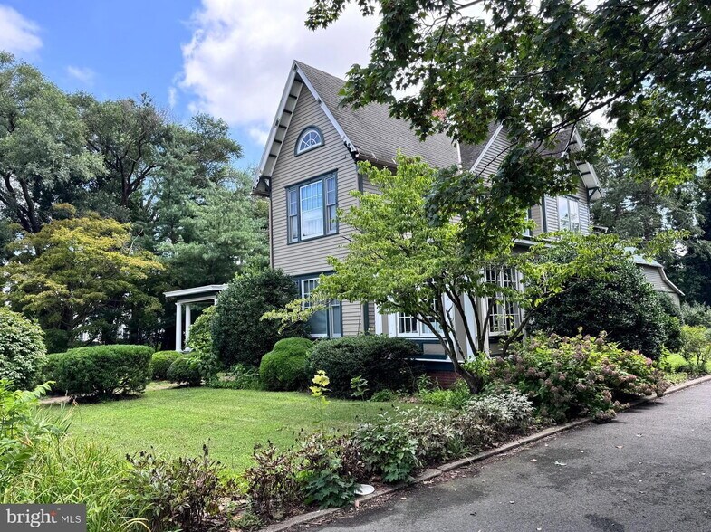 222 S Washington St, Millsboro, DE à vendre - Photo de l’immeuble – Image 2 sur 17