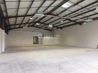 Plus de détails pour Local commercial à louer