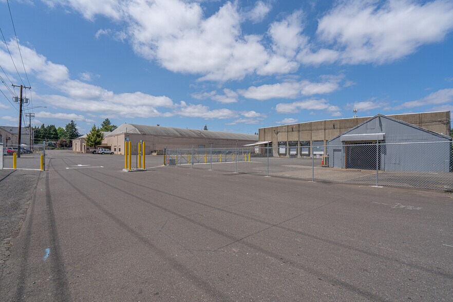 845 Bassett St NW, Salem, OR à vendre - Photo de l’immeuble – Image 3 sur 7