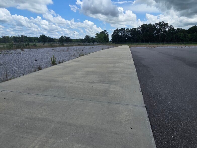 5200 Norman Bridge Rd, Montgomery, AL à louer - Photo de l’immeuble – Image 3 sur 7