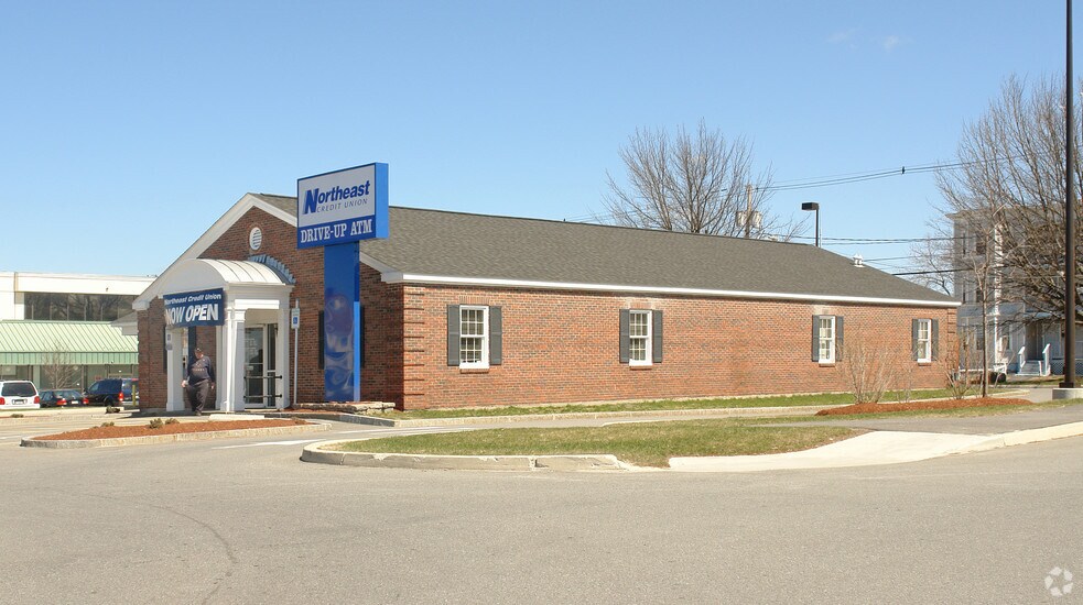 340 Wilson St, Manchester, NH à vendre - Photo principale – Image 1 sur 2