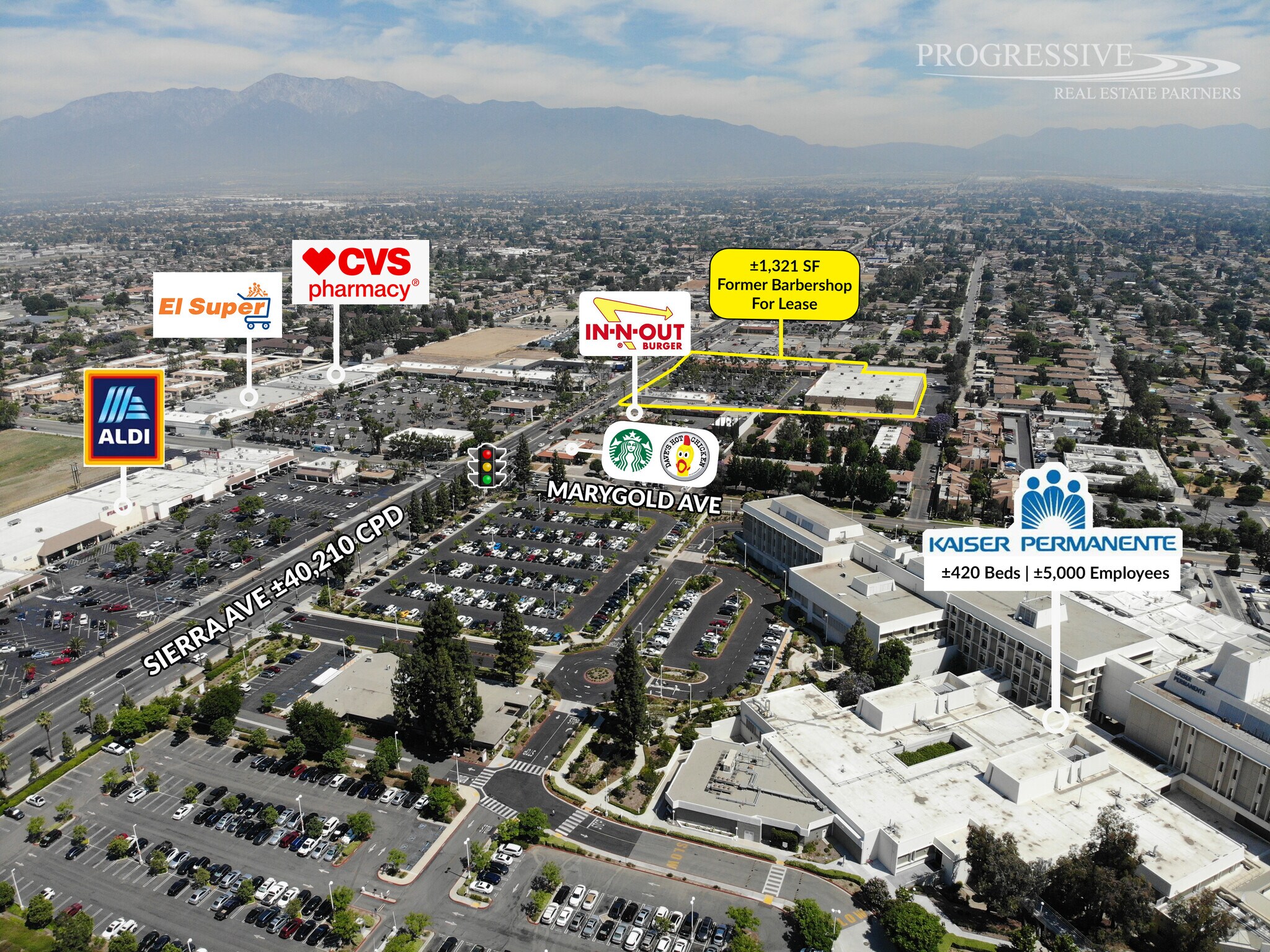 9765-9781 Sierra Ave, Fontana, CA à louer Photo principale– Image 1 sur 13