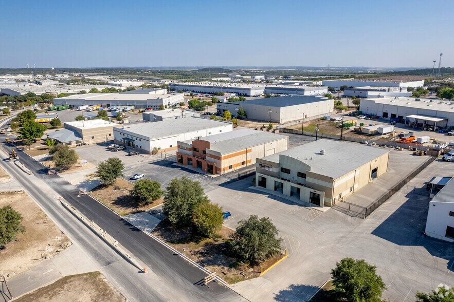 6150 Tri County Pky, Schertz, TX à louer - Aérien – Image 2 sur 5
