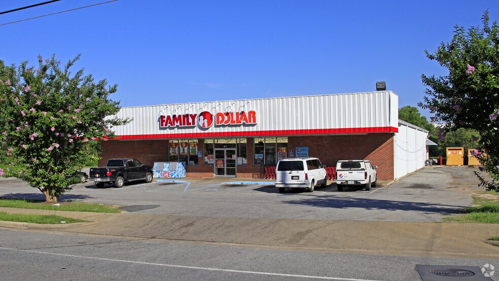 718 W Jackson St, Thomasville, GA à louer - Photo de l’immeuble – Image 3 sur 3