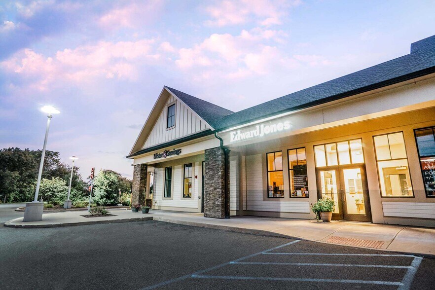 1571 Ulster Ave, Lake Katrine, NY à louer - Photo principale – Image 1 sur 1