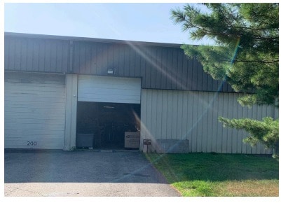 19 Lukens Dr, New Castle, DE à louer Photo de l’immeuble– Image 1 sur 5