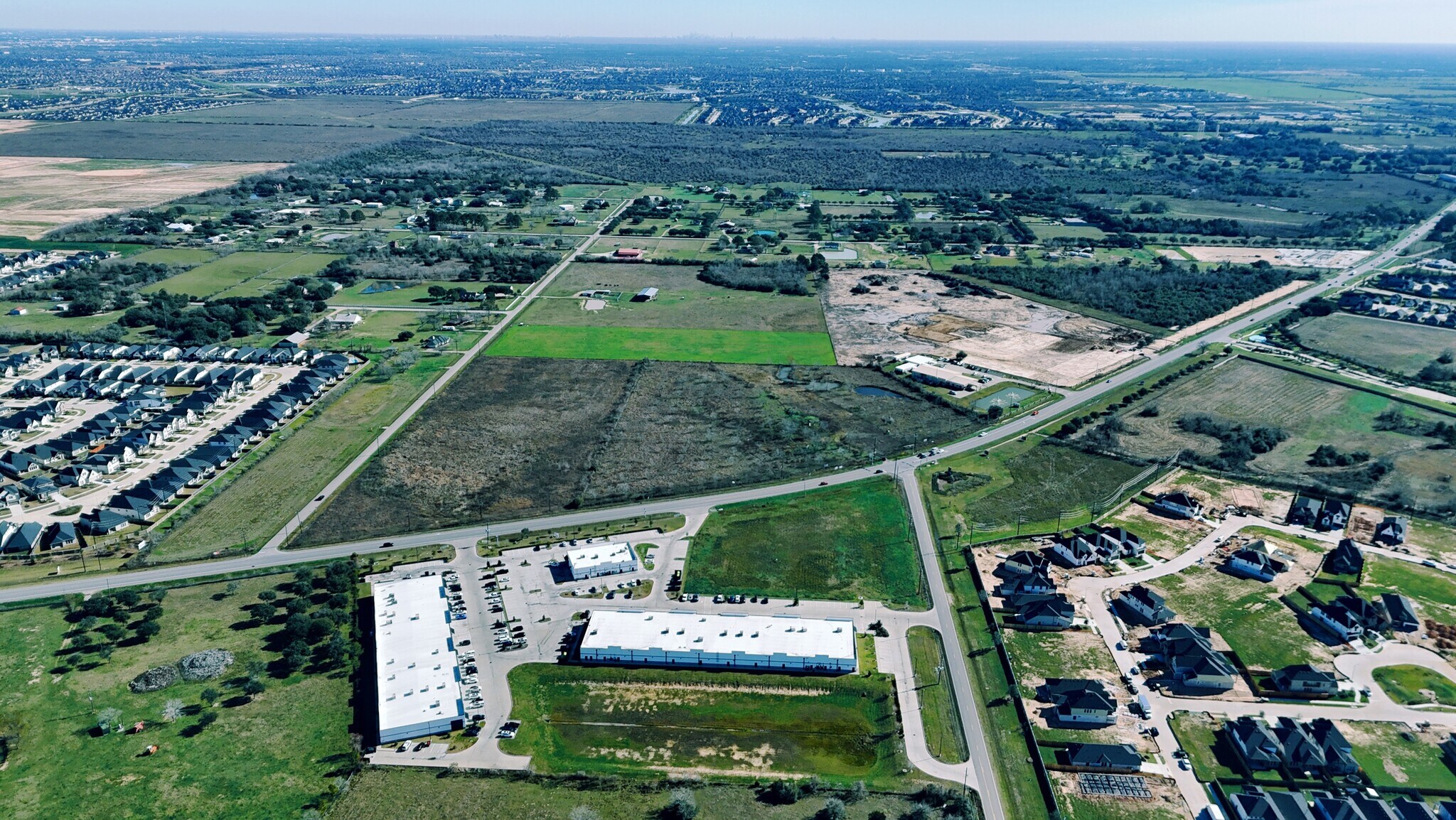 1 FM 359 at Rogers Rd, Fulshear, TX à vendre Photo de l’immeuble– Image 1 sur 5