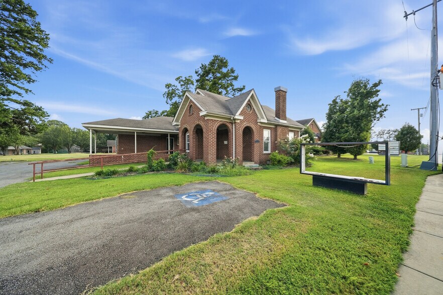 2405 Prince St, Conway, AR à vendre - Photo de l’immeuble – Image 2 sur 22