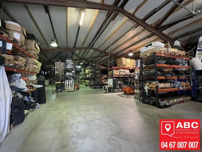 Plus de détails pour Local d'activités à louer