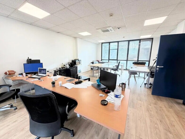 Bureau dans Créteil à vendre - Photo intérieure – Image 2 sur 16