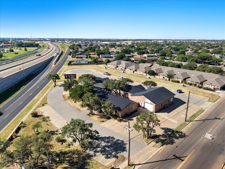 1120 W Loop 289, Lubbock, TX à vendre - Photo de l’immeuble – Image 2 sur 66