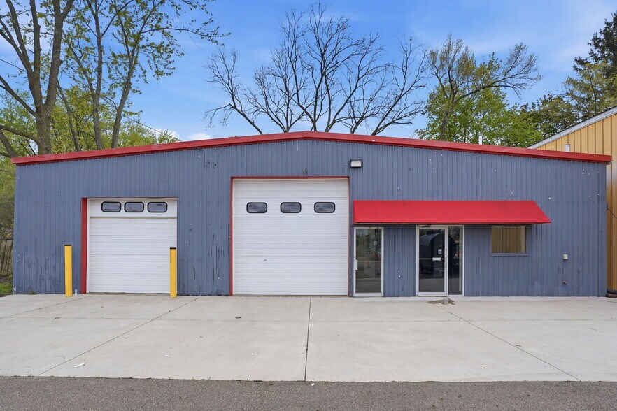 3499 E Main St, Kalamazoo, MI à vendre - Photo de l’immeuble – Image 2 sur 27