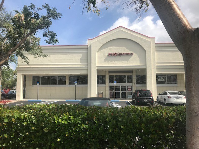 8151 Wiles Rd, Coral Springs, FL à vendre - Photo de l’immeuble – Image 3 sur 17