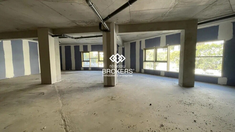 440 Avenue Des Pres D'Arenes, Montpellier à vendre - Photo de l’immeuble – Image 3 sur 7