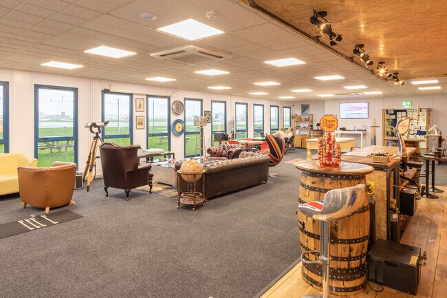 Plus de détails pour Langford Ln, Kidlington - Coworking à louer