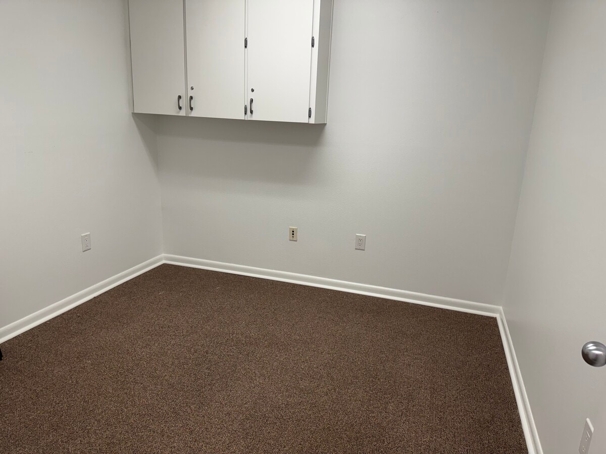 1013 Marwalt Dr, Fort Walton Beach, FL 32547 - Lot B -  - Photo intérieure - Image 1 of 6