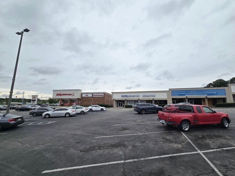 224-228 Gadsden Hwy, Birmingham, AL à louer - Photo de l’immeuble – Image 2 sur 5