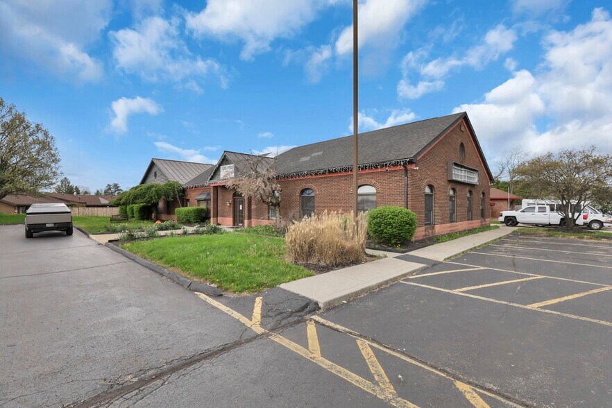 4241 Kimberly Pky, Columbus, OH à louer - Photo de l’immeuble – Image 2 sur 36