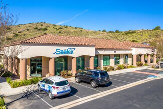 Plus de détails pour 811 Camarillo Springs Rd, Camarillo, CA - Bureau à vendre
