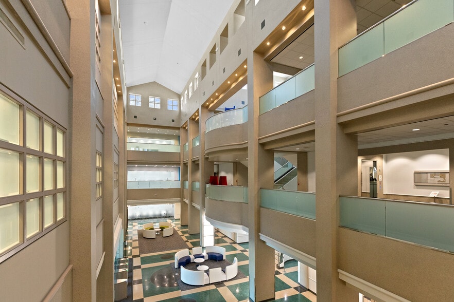 The Brock Center Portfolio portefeuille de 2 biens à vendre sur LoopNet.fr - Photo de l’immeuble – Image 3 sur 12
