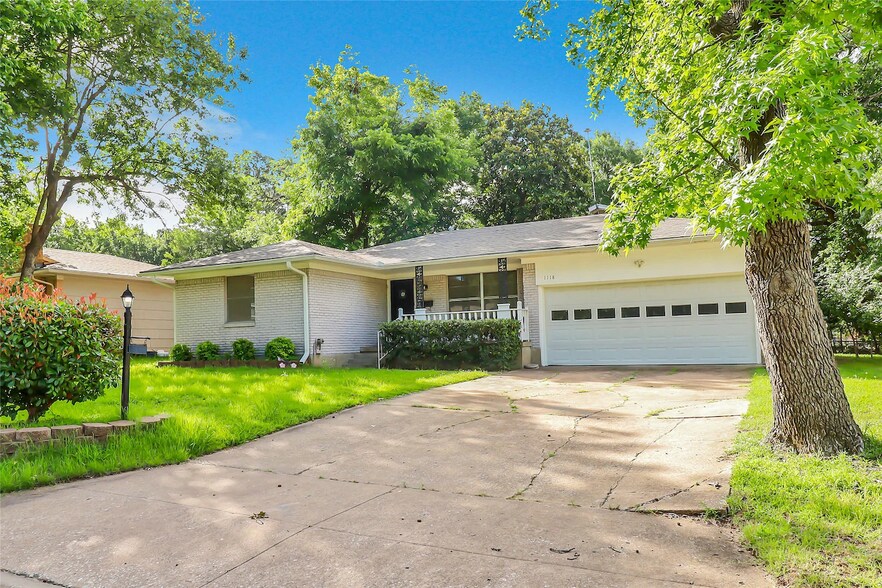 1118 W McGee St, Sherman, TX à vendre - Photo principale – Image 1 sur 6