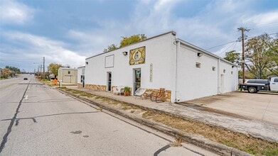 347-349 N Cherry Ln, Fort Worth, TX à louer Photo de l’immeuble– Image 1 sur 7