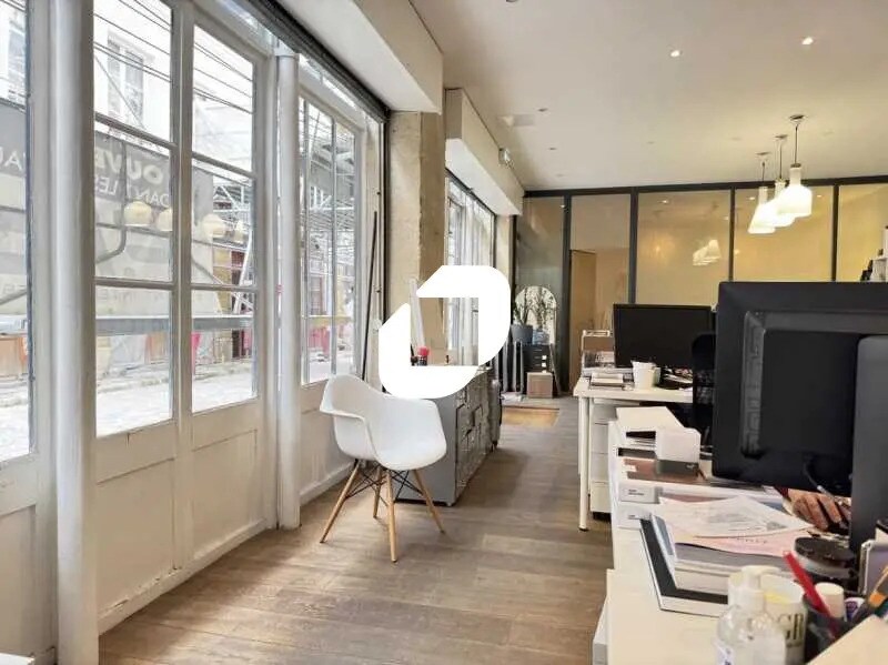 Bureau dans Paris à louer Photo de l’immeuble– Image 1 sur 8