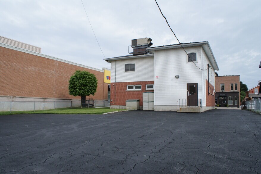 108 King Ave W, Clarington, ON à vendre - Photo de l’immeuble – Image 3 sur 7