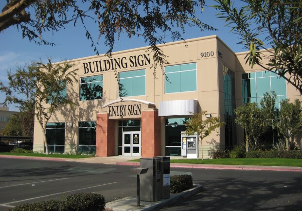 9100 Ming Ave, Bakersfield, CA à louer - Photo de l’immeuble – Image 3 sur 12