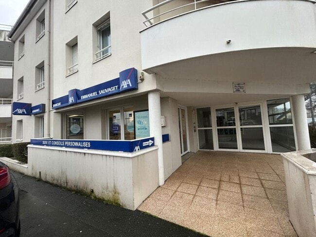 Plus de détails pour 47 Rue Martin Luther King, La Chapelle-sur-Erdre - Local commercial à louer