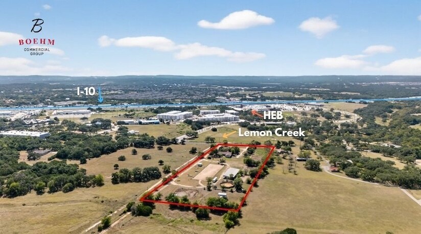 29470 Old Fredericksburg Rd, Boerne, TX à vendre - Photo de l’immeuble – Image 1 sur 41