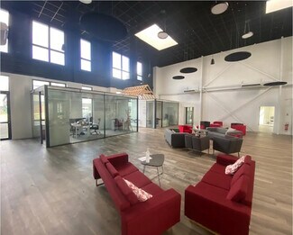 Plus de détails pour Bureau à louer