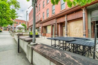 Plus de détails pour 129 Rue Frontenac, Sherbrooke, QC - Local commercial à louer