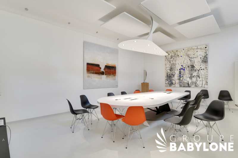Bureau dans Suresnes à louer Photo de l’immeuble– Image 1 sur 13