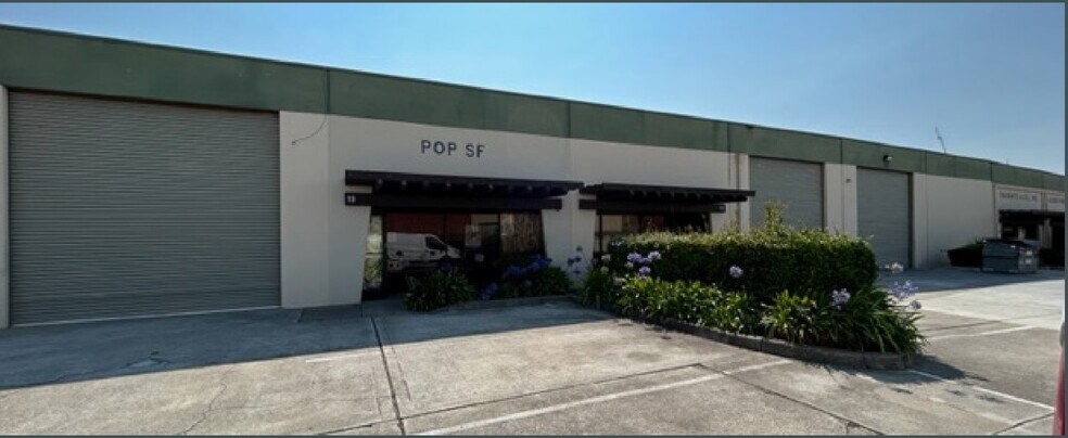 390 Swift Ave, South San Francisco, CA à louer - Photo de l’immeuble – Image 2 sur 3