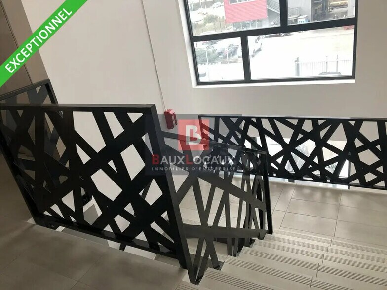Local d’activités dans Bouc-Bel-Air à louer - Photo intérieure – Image 3 sur 20