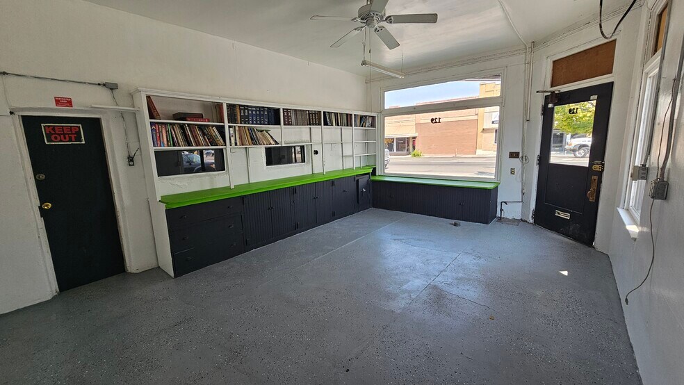 129 Broadway Ave S, Buhl, ID à vendre - Photo de l’immeuble – Image 3 sur 10