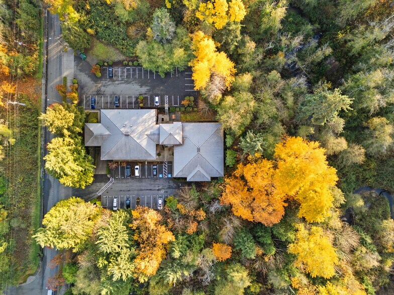 16504 9th Ave SE, Mill Creek, WA à vendre - Photo de l’immeuble – Image 2 sur 8