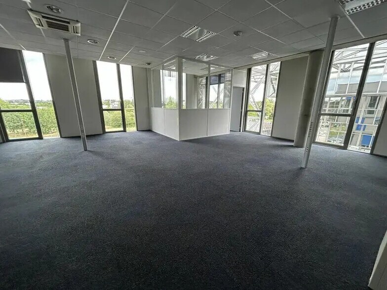 Bureau dans Metz à louer - Photo de l’immeuble – Image 3 sur 10