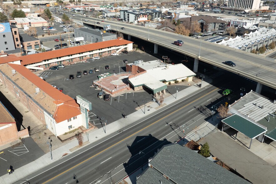 795 E 4th St, Reno, NV à vendre - Photo de l’immeuble – Image 3 sur 13