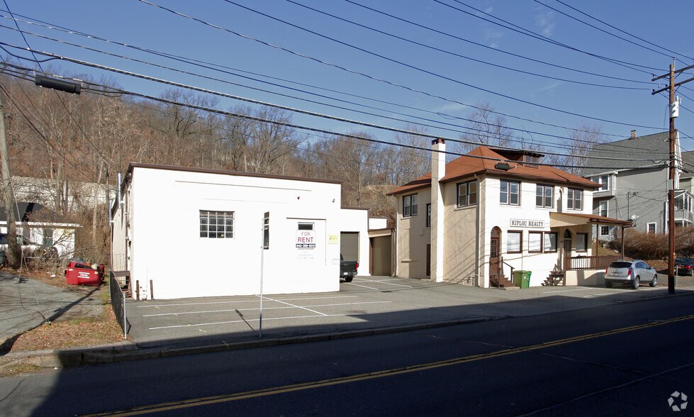 40 Wayne Ave, Suffern, NY à vendre - Photo de l’immeuble – Image 2 sur 12